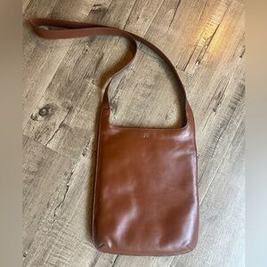The SAK large crossbody bag pure leather, used once perfect